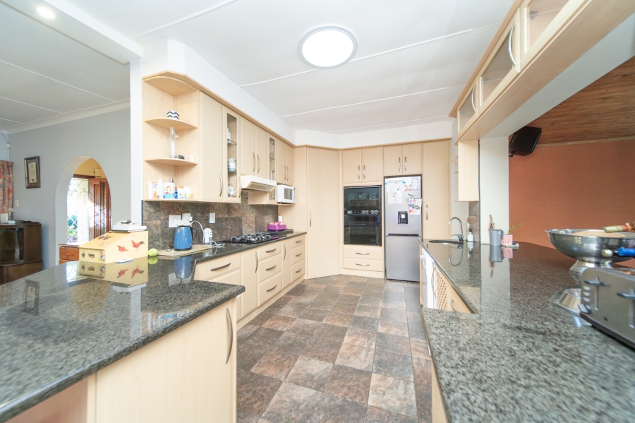 4 Bedroom Property for Sale in Beacon Bay Eastern Cape